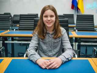 Groep 3 leerling Eva in de politiek